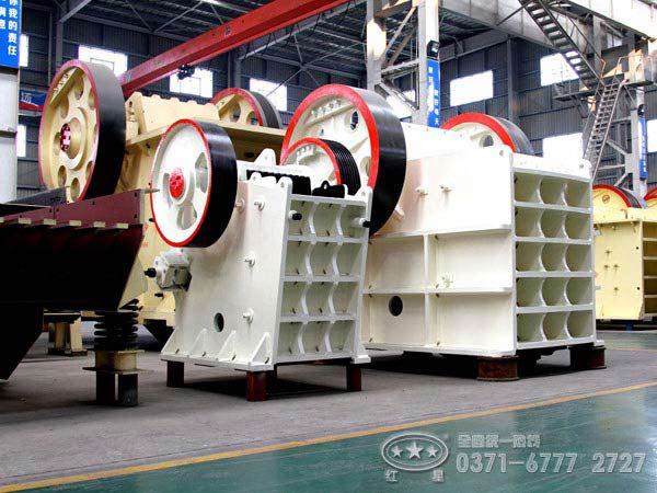 顎式破碎機(jī)產(chǎn)品圖片