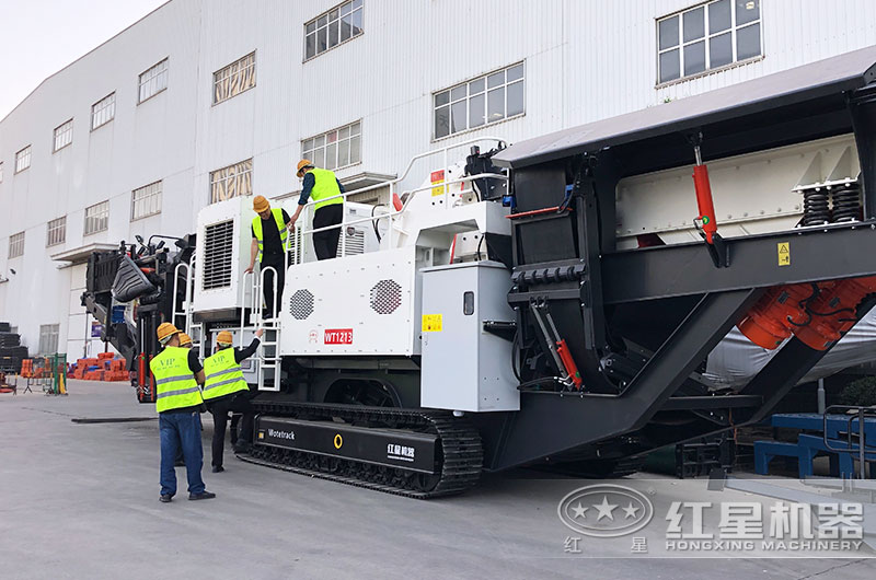 客戶到廠實地考察設備