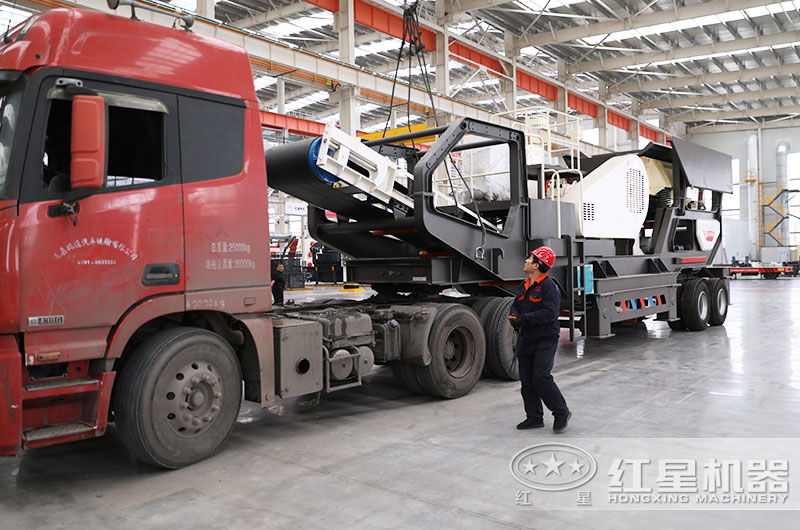 搭載半掛車頭，直接發往客戶現場