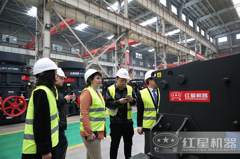 客戶到廠實地考察設備