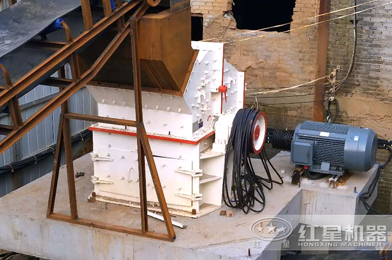 江蘇客戶細(xì)碎機工作現(xiàn)場圖片