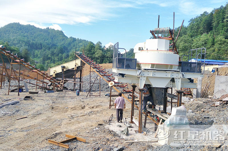 河卵石機(jī)制砂客戶(hù)現(xiàn)場(chǎng)