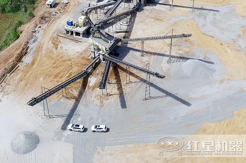 多種規(guī)格石子生產現場