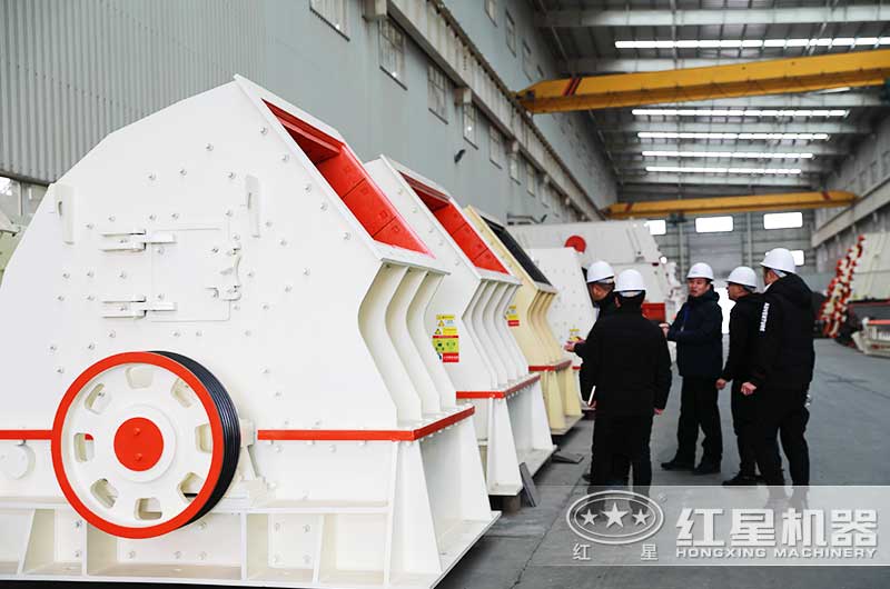 客戶來(lái)廠參觀重錘破機(jī)