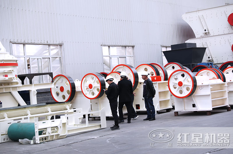 石子粉碎機(jī)有哪些？哪種適合中小型石料廠？